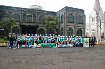 Foto - Instabilidade climática deixa ainda mais belo desfile da Pátria em Pejuçara