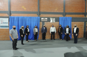 Foto - Investimento superior a R$ 600 mil propicia entrega de Ginásio a Escola Municipal