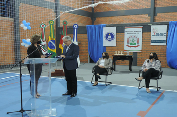 Foto - Investimento superior a R$ 600 mil propicia entrega de Ginásio a Escola Municipal