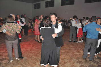 Foto - JANTAR BAILE ITALIANO - PEJUÇARA 49 ANOS