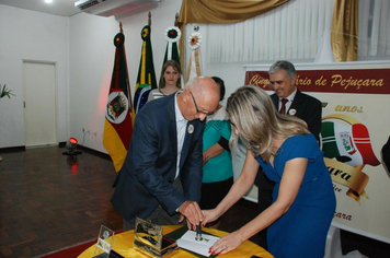 Foto - Lançamento do Carimbo Postal - Cinquentenário de Pejuçara