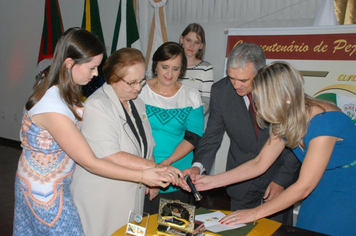 Foto - Lançamento do Carimbo Postal - Cinquentenário de Pejuçara