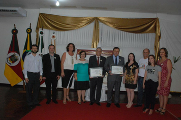 Foto - Lançamento do Carimbo Postal - Cinquentenário de Pejuçara