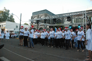 Foto - Natal Iluminado de Pejuçara emociona público espectador