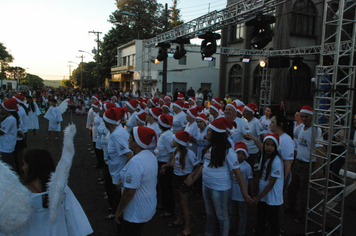 Foto - Natal Iluminado de Pejuçara emociona público espectador
