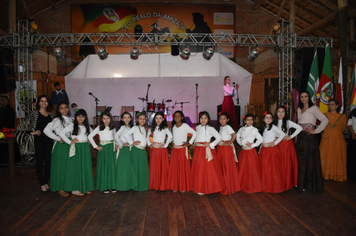 Foto - Noite Farroupilha movimenta comunidade escolar da EMEF Pejuçara