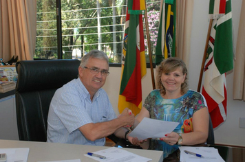 Foto - NOVOS SERVIDORES EMPOSSADOS EM FEVEREIRO