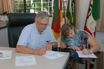 Foto - NOVOS SERVIDORES EMPOSSADOS EM FEVEREIRO