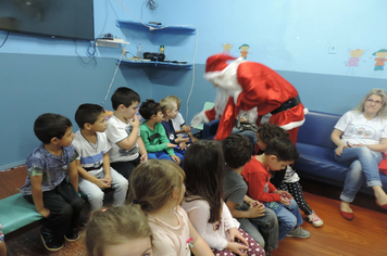 Foto - O Papai Noel já chegou na EMEI Maria Schuster