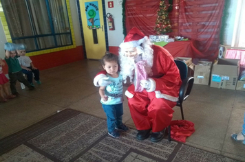 Foto - O Papai Noel já chegou na EMEI Maria Schuster