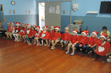 Foto - O Papai Noel já chegou na EMEI Maria Schuster