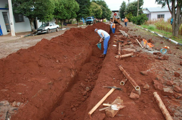 Foto - OBRAS - SUBSTITUIÇÃO DE CANOS