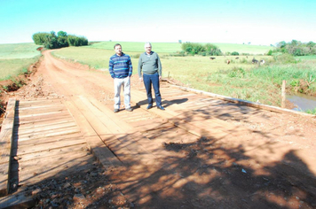 Foto - OBRAS EM LINHA DONATO