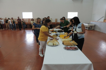 Foto - Palestra, Conhecimentos práticos da BNCC por meio da música abre Ano Letivo