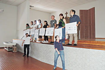 Foto - Palestra, Conhecimentos práticos da BNCC por meio da música abre Ano Letivo