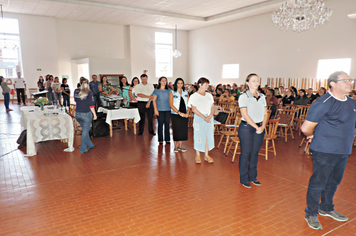 Foto - Palestra, Conhecimentos práticos da BNCC por meio da música abre Ano Letivo