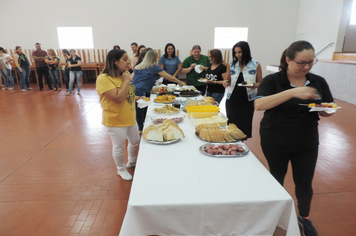 Foto - Palestra, Conhecimentos práticos da BNCC por meio da música abre Ano Letivo