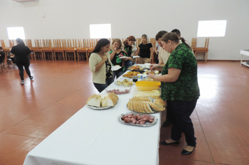 Foto - Palestra, Conhecimentos práticos da BNCC por meio da música abre Ano Letivo