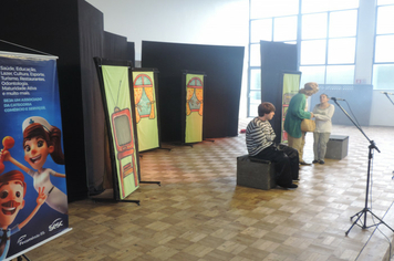 Foto - Parceria entre Administração Municipal e Sesc leva conhecimento aos alunos da rede pública