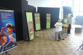 Foto - Parceria entre Administração Municipal e Sesc leva conhecimento aos alunos da rede pública