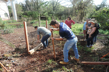 Foto - Parceria entre Município e Emater fomenta produção de hortaliças