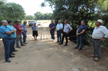 Foto - Parceria entre Pejuçara e Panambi revitaliza ponte na localidade de Pedreira