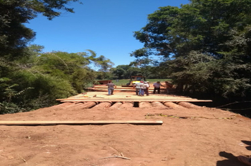 Foto - Parceria entre Pejuçara e Panambi revitaliza ponte na localidade de Pedreira