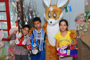 Foto - Páscoa: Criança Esperança