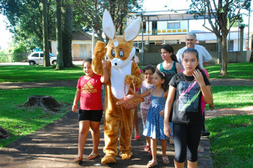 Foto - Páscoa: Criança Esperança