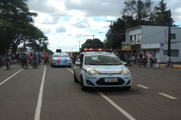 Foto - Passeio ciclístico do outubro rosa supera expectativas