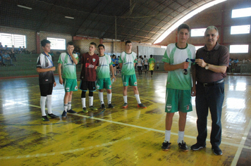 Foto - Pejuçara conquista quatro títulos na final do intermunicipal de futsal