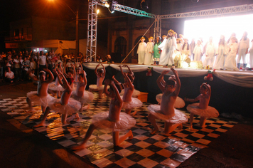 Foto - Pejuçara renova seus laços de fraternidade na abertura do Natal Iluminado