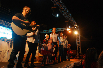 Foto - Pejuçara renova seus laços de fraternidade na abertura do Natal Iluminado