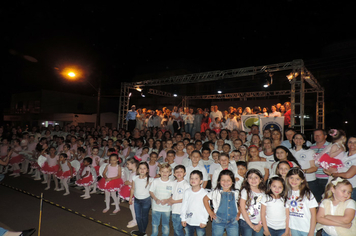 Foto - Pejuçara renova seus laços de fraternidade na abertura do Natal Iluminado