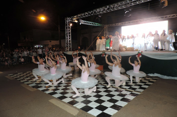 Foto - Pejuçara renova seus laços de fraternidade na abertura do Natal Iluminado