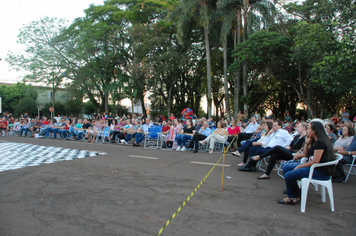 Foto - Pejuçara renova seus laços de fraternidade na abertura do Natal Iluminado