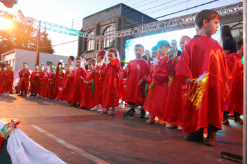 Foto - Pejuçara renova seus laços de fraternidade na abertura do Natal Iluminado