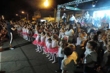 Foto - Pejuçara renova seus laços de fraternidade na abertura do Natal Iluminado