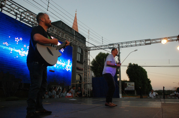 Foto - Pejuçara renova seus laços de fraternidade na abertura do Natal Iluminado