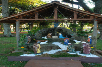 Foto - Pejuçara renova seus laços de fraternidade na abertura do Natal Iluminado