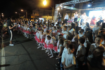 Foto - Pejuçara renova seus laços de fraternidade na abertura do Natal Iluminado