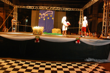 Foto - Pejuçara renova seus laços de fraternidade na abertura do Natal Iluminado