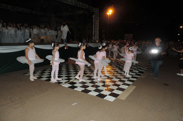 Foto - Pejuçara renova seus laços de fraternidade na abertura do Natal Iluminado