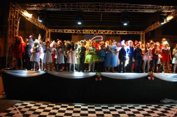 Foto - Pejuçara renova seus laços de fraternidade na abertura do Natal Iluminado