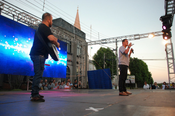 Foto - Pejuçara renova seus laços de fraternidade na abertura do Natal Iluminado