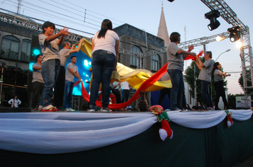 Foto - Pejuçara renova seus laços de fraternidade na abertura do Natal Iluminado