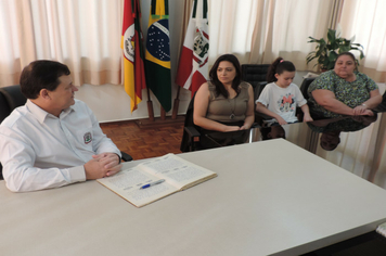 Foto - Prefeita em exercício diz que atuará com foco nas mulheres