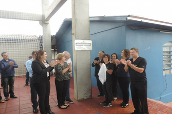 Foto - Prefeito entrega obra de quadra poliesportiva a comunidade da escola Pejuçara