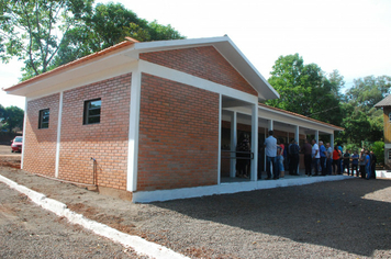 Foto - Prefeito entrega Quadra Colonial Ester Tercila Vincenzi Buzzatti