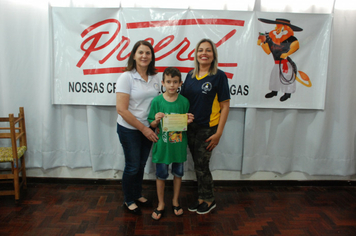 Foto - Prefeito participa de formatura do Proerd